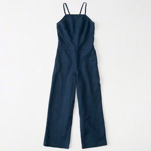 Abercrombie and Fitch jumpsuit navy NWT